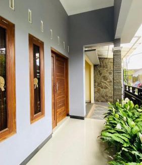 Mlati House | Homestay Jogja Omah Palagan