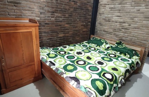 Muntuk Hostel | Homestay Kurnia - Hostel