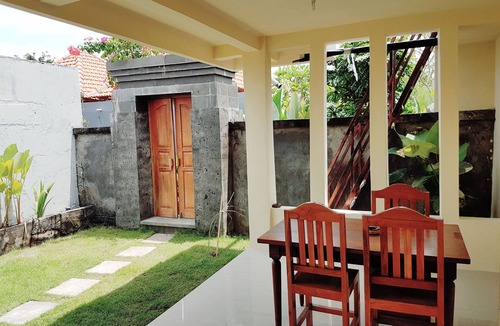 Kutuh Apartment | Homestay Near Pandawa Beach Deluxe Room