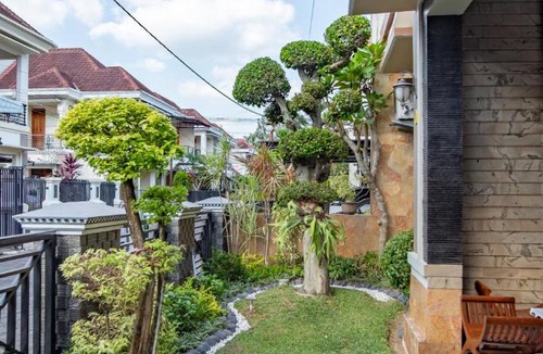 Sinduadi House | Homestay Omahnya Diaz