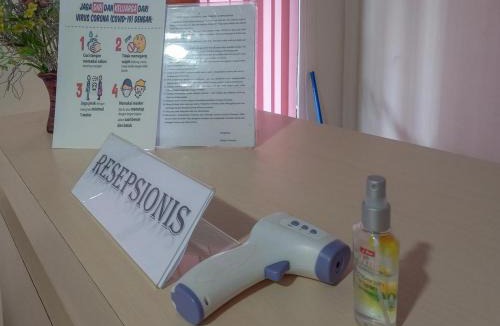 Bitung Hotel | Homestay Singgasana Mitra RedDoorz