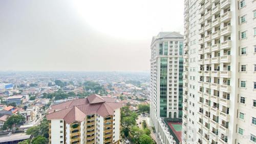 Permata Hijau Apartment | Homey and Comfort Stay 2BR Bellezza Apartment By Travelio