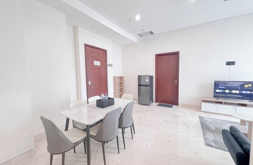 Surabaya Apartment | Homey And Simply 3Br At Grand Sungkono Lagoon Apartment