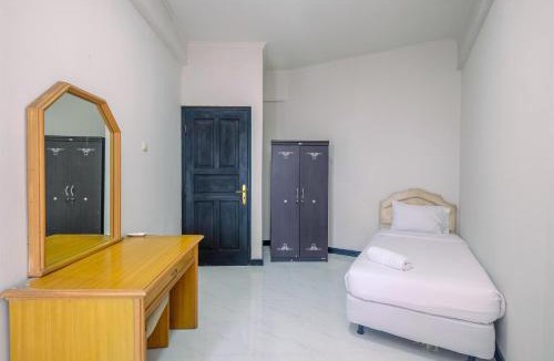 Gambir Apartment | Homey and Spacious 3BR Kondominium Juanda Apartment By Travelio