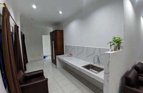 Megamendung Hotel | Hotel Bahtera PT.Pelni
