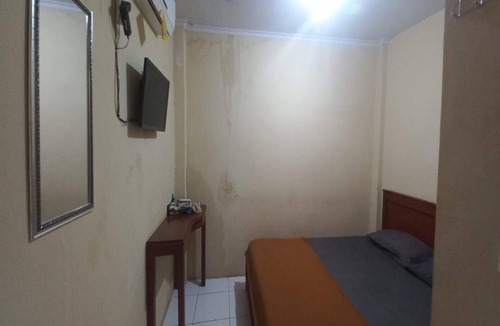 Pameungpeuk Hotel | Hotel O 94911 Syariah Anggrek Guest Hous