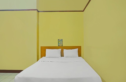 Melayu Hotel | Hotel O Adam Kost SyariahNearWisata Jembatan Barito