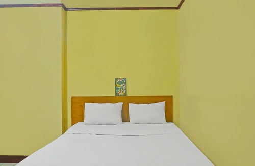 Melayu Hotel | Hotel O Adam Kost SyariahNearWisata Jembatan Barito