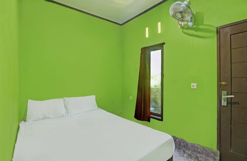 Kecamatan Narmada Hotel | Hotel O Ashooy HomestayNearWisata Desa sedau