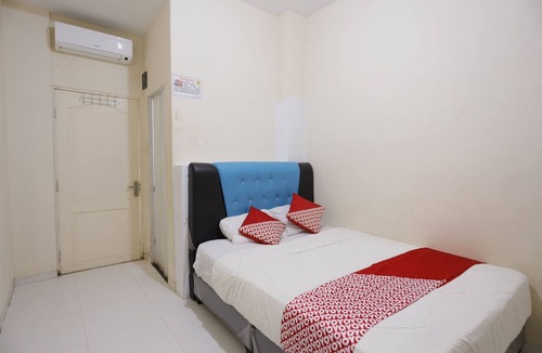 Lubuk Baja Hotel | Hotel O Baloi Homestay