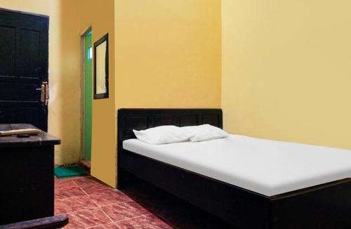 Mamuju Hotel | Hotel O Emmy Homestay Syariah