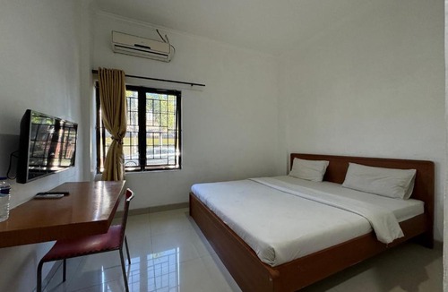 Tetebatu Hotel | Hotel O Ezhar Boka Homestay Near GOR Sulis Bulutangkis