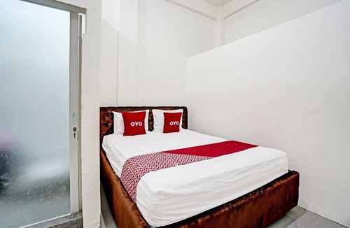 Lamongan Hotel | Hotel O Grand Syariah Hagawa Lamongan Near SPORT CENTER LAMONGAN