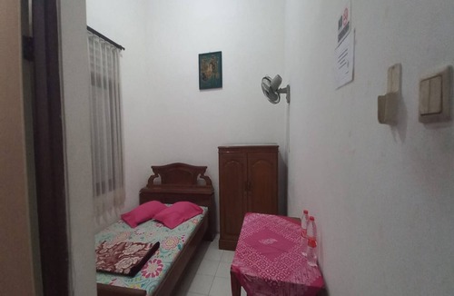 Kalasan Hotel | Hotel O Hadi Homestay Syariah