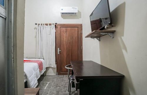 Sidoarjo Hotel | Hotel O Hidayah Homestay Syariah