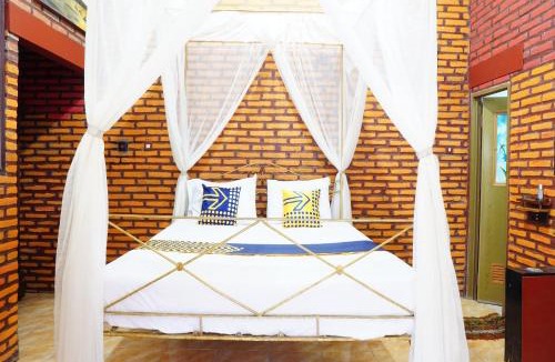 Kayangan Hotel | Hotel O Holy HomestayNearWisata Kopi Desa Tamansari