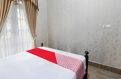 Kecamatan JONGGAT Hotel | Hotel O Homestay Bonjeruk Near Restoran Pawon 21 Bonjeruk