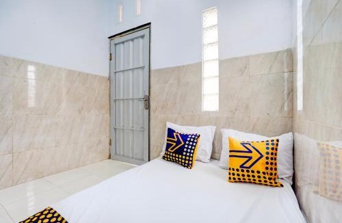 Gresik Hotel | Hotel O Karman's Sari Homestay Syariah