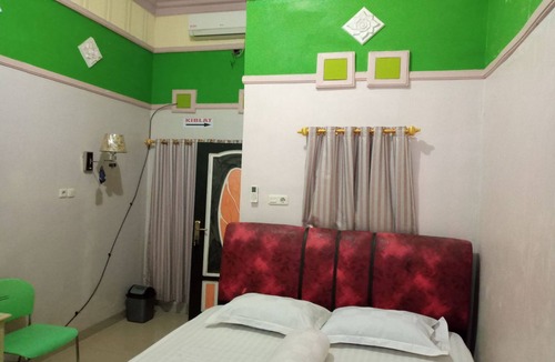 Parepare Hotel | Hotel O Kost Nian Syariah Near SPBU Pertamina 74.91657 Mattirotasi Sidrap