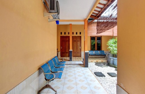 Yogyakarta Hotel | Hotel O near Ahmad Dahlan University formerly Endrayanti Inn