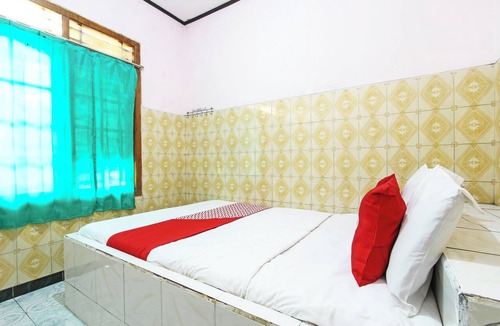 Cangkringan Hotel | Hotel O Pondok Wisata Sri MulyoNearSultan Agung Stadium Bantul