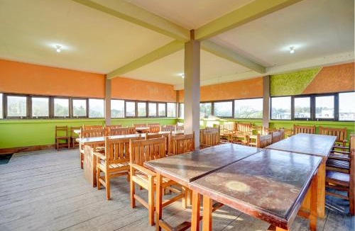 Bawean Island Hotel | Hotel O Sahabat Syariah Near Plasa Telkom Bawean