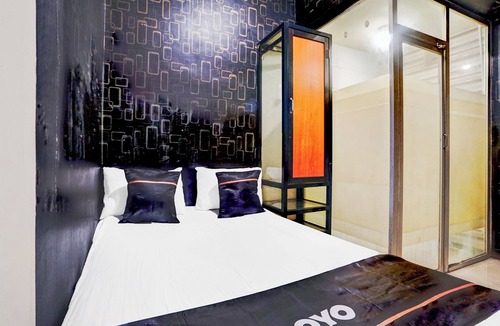 Gubeng Hotel | Hotel O Surabaya near Universitas Airlangga formerly Kertajaya Residence Surabaya