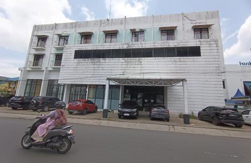 Rantau Hotel | Hotel O Wisma Hamalau SyariahNearPulau Bromo Pedestrian Bridge