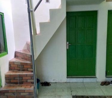 Tulungagung Hotel | Hotel O Wisma Kost & Penginapan Afilia Buana Syariah