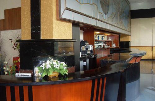 Darmo Hotel | Hotel Oval