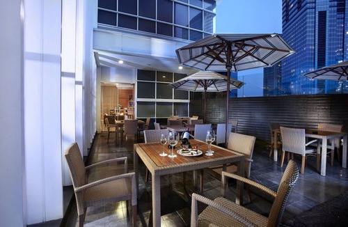 East Kuningan Apartment | Three Bedroom Apartment, Oakwood Premier Cozmo Jakarta