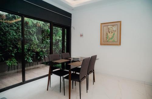 Ngaglik House | Illusion Homestay
