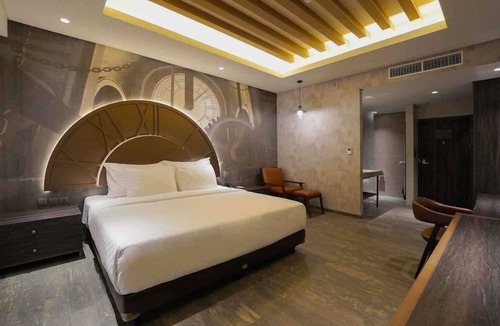 Kalangbret Hotel | JAMBOO KINGDOM HOTEL & RESORT