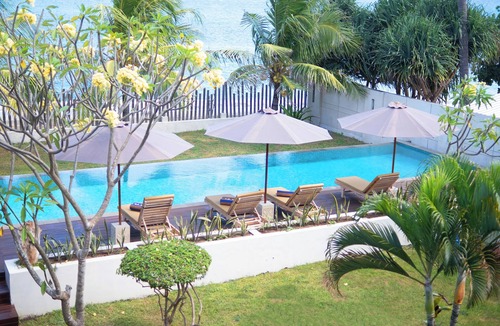 Senggigi Villa | Kamana Beach House, steps from the beach, amazing villa, private pool.