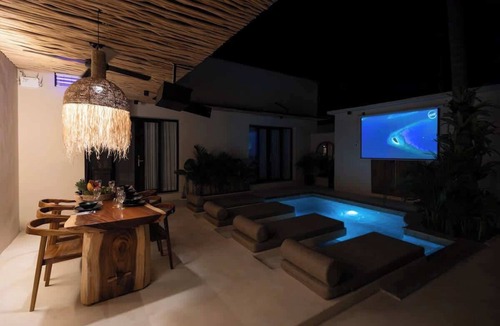 Gili Trawangan House | KOA One Dreamy 4BR Villa w/Pool &Outdoor Cinema