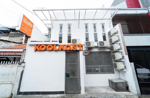 Tanjung Duren Utara House | KoolKost @ Tanjung Duren