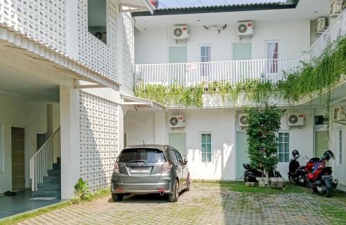 Temon Hotel | Kulonprogo Guesthouse Mitra RedDoorz