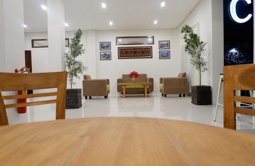 Labuan Bajo Hotel | La Cecile Hotel & Cafe Komodo