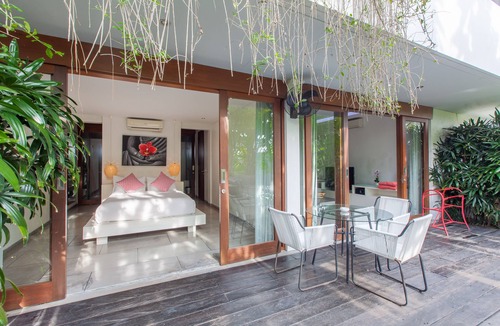 Drupadi Villa | Large Group Villa Center, Seminyak