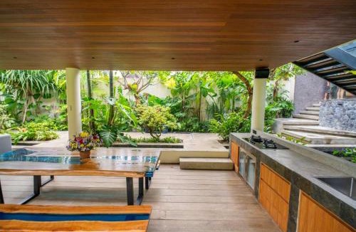 Petitenget Villa | Lillypad 5Bed Villa