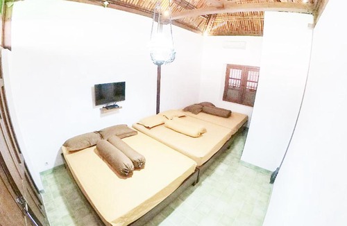 Sleman House | Limasan Wongso by We Stay