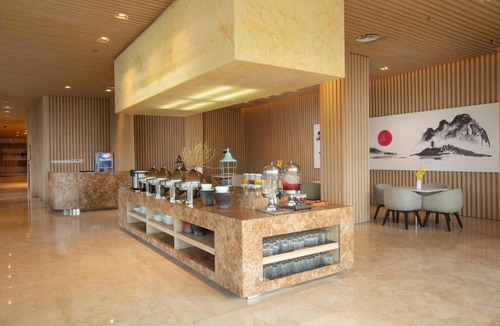 Cikarang Apartment | Louis Kienne Suites Cikarang