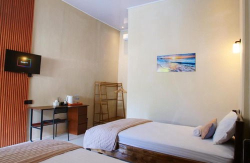 Tanjung Setia Hotel | Lovina Krui Surf