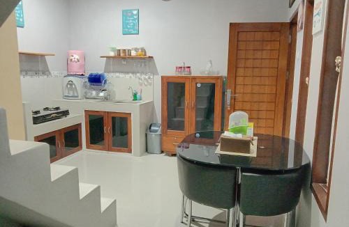 Cilimus House | Lubna Homestay - by Login