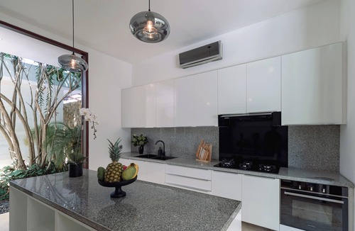 Petitenget Villa | Luxe Vacay Amara Pradi Chef and Staff included lvid5