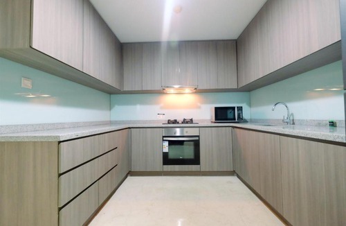 Semanggi Apartment | Luxurious 2BR Ciputra World 2 Apartment near SCBD By Travelio