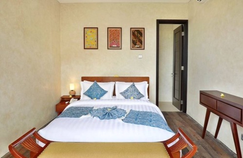 Kampial House | Luxurious MRC 2-Bedroom Villa #B5