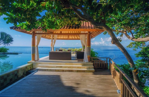 Padangbai Villa | Luxury 3BR Villa with Private Infinity Pool with 180° Ocean Views in Manggis