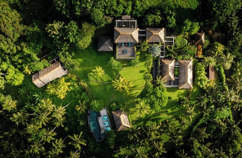 West Selemadeg Villa | Luxury 5BR Ocean-View Villa near Balian Beach