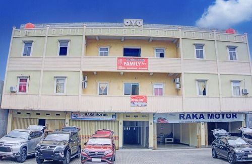 Bandar Lampung House | Luxury Deluxe DBL Retreat W/Free WiFi and Parking